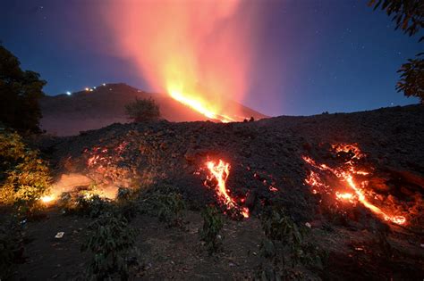 Pacaya Volcano: lava flows stop but not their activity - The Limited Times