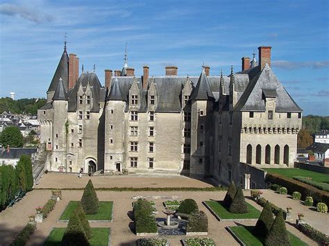 The most beautiful medieval castles of France - Eupedia