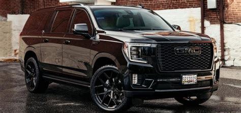 Blacked-Out 2021 GMC Yukon Denali Hits The Streets