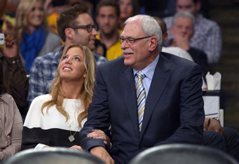 Lakers' Jeanie Buss, Phil Jackson end their engagement