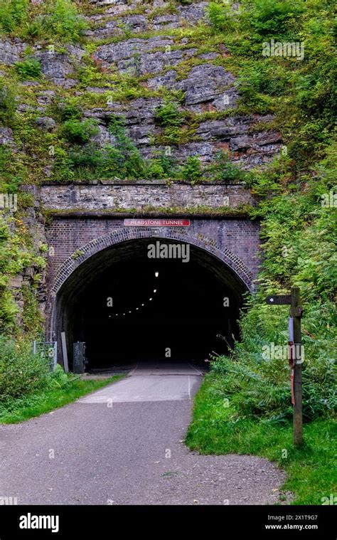 The Headstone tunnel on the Monsal trail near Monsal Head Stock Photo - Alamy