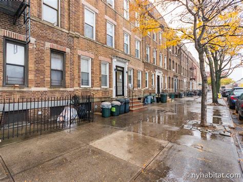 New York Apartment: 1 Bedroom Apartment Rental in Astoria, Queens (NY-17044)