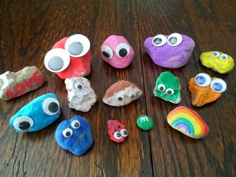 Painted pet rock friends | Pet rocks, Fun crafts for kids, Crafts for kids