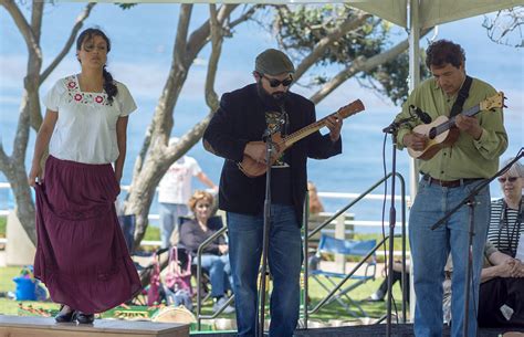 Eduardo García, Building Community Through Son Jarocho - Center for World Music