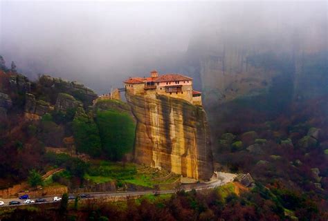 Meteora cliffs monastery in Greece: Most Beautiful Houses in the World