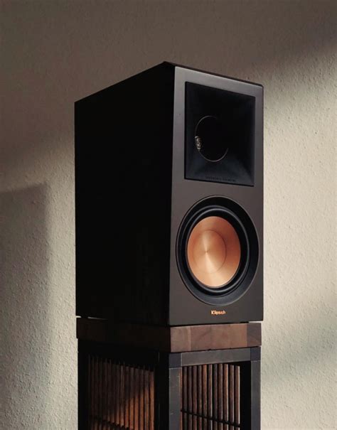 Klipsch RP-600M speakers