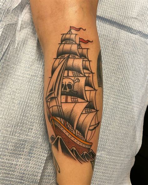 12+ Traditional Pirate Ship Tattoo Ideas To Inspire You!