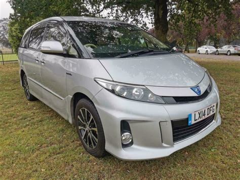 TOYOTA ESTIMA - 2014 Hybrid Automatic in Silver | in Ilford, London | Gumtree