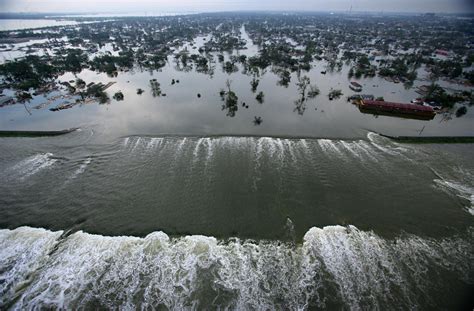 Remembering Katrina, five years ago | Photos | The Big Picture | Boston.com