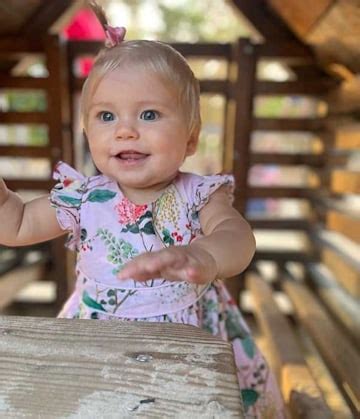 Countdown's Rachel Riley melts hearts with adorable baby photos for ...