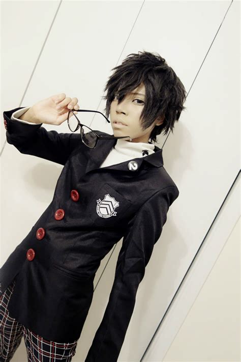 Persona 5 cosplay protagonist, Akira Kurusu by roxaserica on DeviantArt