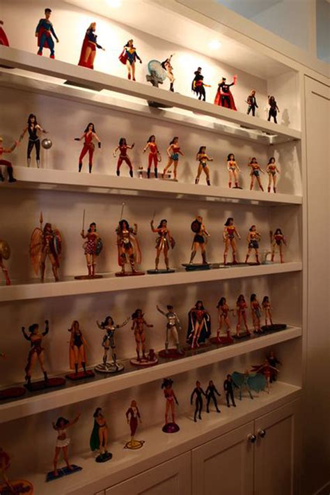 30 Amazing Action Figure Display Ideas To Your Hobbies | HomeMydesign