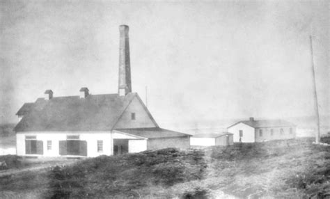 Cape Ray Lighthouse, Newfoundland Canada at Lighthousefriends.com