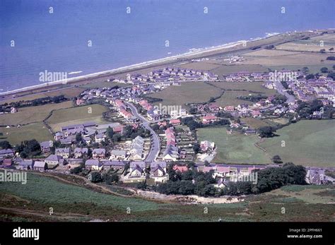 Penmaenmawr mountain hi-res stock photography and images - Alamy