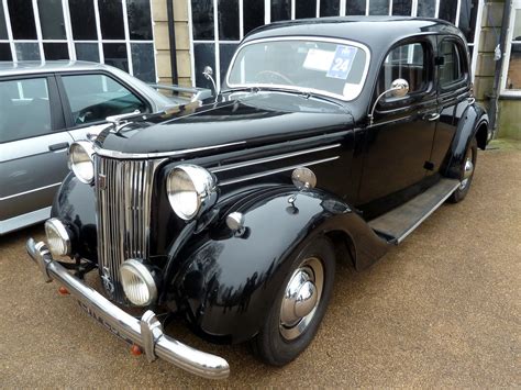 EHV 290 - 1951 Ford V8 Pilot | Sold For £6,215 From H&H Cata… | Flickr