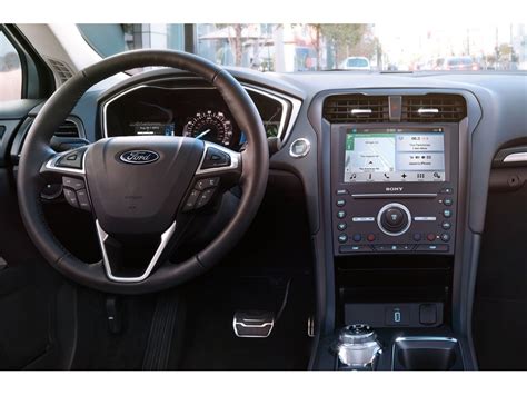 2020 Ford Fusion Hybrid Pictures: | U.S. News