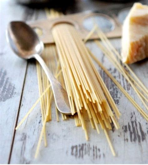 Does It Really Work to Add Oil to Boiling Pasta Water? — Eatwell101