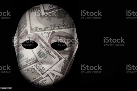 Image Of Mask Dark Background Stock Photo - Download Image Now - Art, Arts Culture and ...