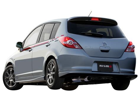 Nissan Tiida Hatchback - reviews, prices, ratings with various photos