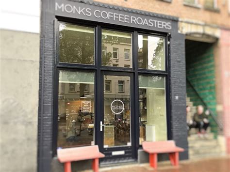 Monks Coffee Roasters nieuwe koffiespot in West - bySam