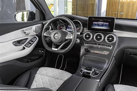 Mercedes-Benz GLC Coupé : doppia anima per sedurre