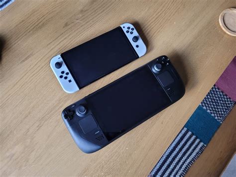 Steam Deck vs Nintendo Switch: 6 key differences you should know