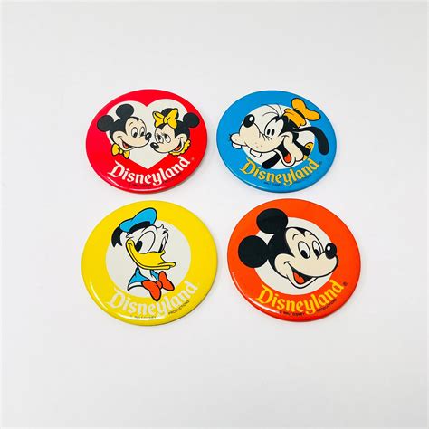 4 Vintage Disneyland Pins Mickey Mouse, Minnie Mouse, Donald Duck, Goofy Large Buttons lot ...