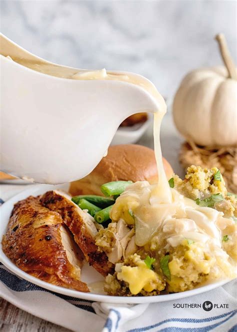 Easy Turkey Gravy Recipe - Southern Plate