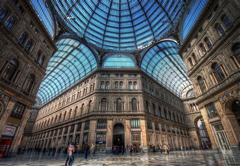 Galleria Umberto I, a shopping arcade in Napoli, Italy | Italia, Paisajes, Sicilia