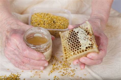 Propolis: Benefits, Uses, And Possible Side Effects - HealthifyMe