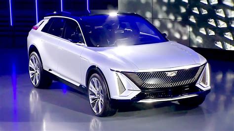 Cadillac Lyriq (2023) Full Presentation – Next-Gen Luxury Electric SUV - YouTube
