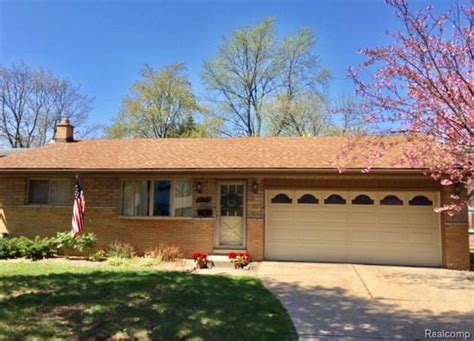 14735 Gary Ln, Livonia, MI 48154 | MLS# 218090122 | Redfin