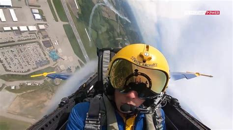 Awesome Blue Angels Cockpit view - One News Page VIDEO