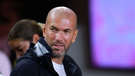 Real Madrid icon Zinedine Zidane confirms management return - Football España