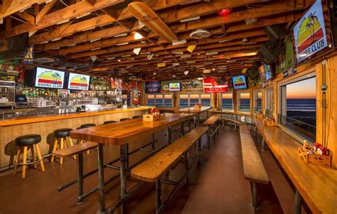 Pacific Beach Shore Club: A Bar in San Diego, CA - Thrillist