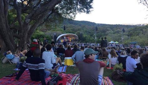 Explorer's Guide to Kirstenbosch Botanical Garden, a national treasure