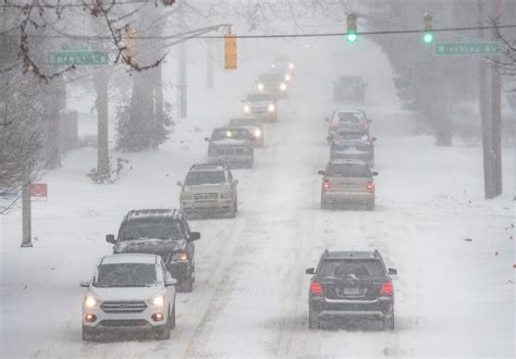 Indiana road conditions: How to check current traffic, travel advisory