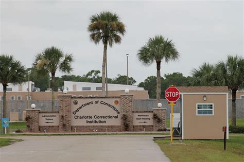 Video shows Charlotte prison guards beating inmate | News | yoursun.com