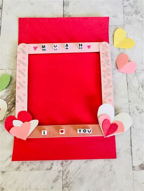 Popsicle Stick Picture Frame - Valentines Craft - Made with HAPPY