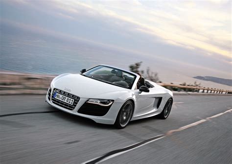 Audi R8 Spyder 5.2 FSI quattro Ibis White Front 3Q - | EuroCar News