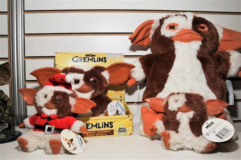 Image - Gremlins-gizmo-plush-assortment-neca-toy-fair-2011 786 poster.jpg - Gremlins Wiki