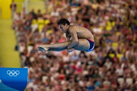 FINALLY! Tom Daley Wins An Olympic Gold! - The Handbook