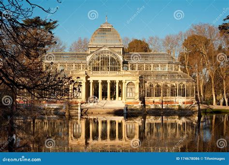 Crystal Palace at Retiro Park Parque El Retiro, Madrid Stock Photo - Image of destination, copy ...