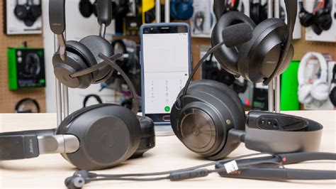 13 Amazing Noise Cancelling Headphones Wired For 2023 | Robots.net