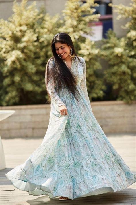 Sai Pallavi Simple Chic Outfits And Looks - K4 Fashion