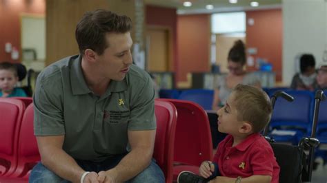 Shriners Hospitals for Children - Canada Reve PSA (French) - YouTube