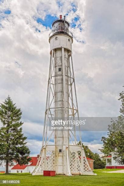 Sturgeon Bay Canal Lighthouse Photos and Premium High Res Pictures - Getty Images