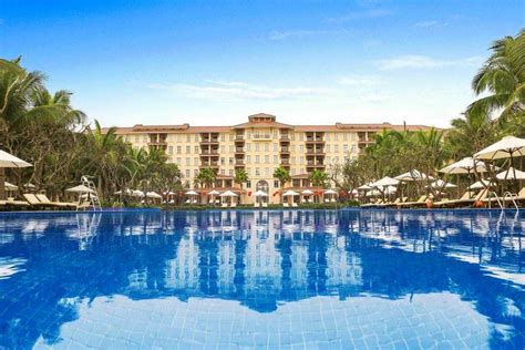 12 Beach Resorts in Da Nang for an Amazing Seaside Stay