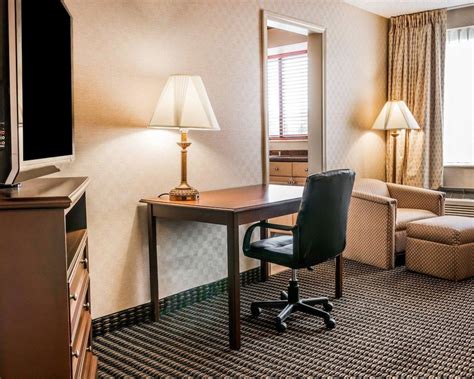 Comfort Inn Utica Utica, Michigan, US - Reservations.com