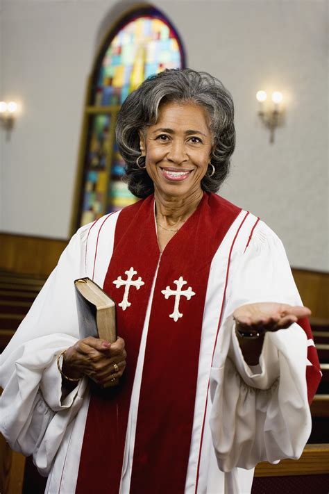 NEW SURVEY REVEALS AMERICANS OKAY WITH FEMALE PASTORS